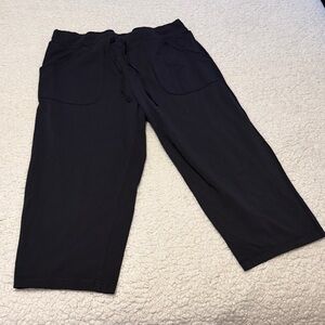 Athletic Works Black Capris